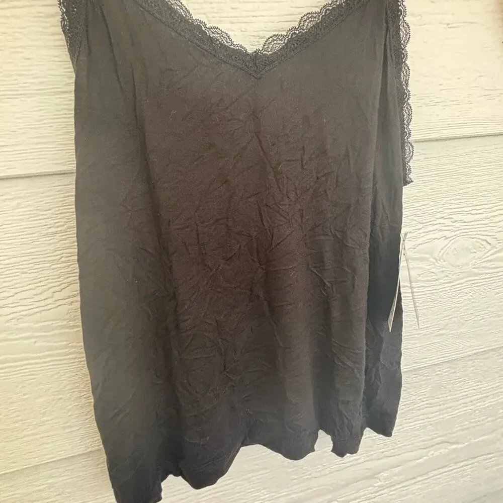 NWT Women's black pajama set with Cami Top & Wide Leg Pants Size M